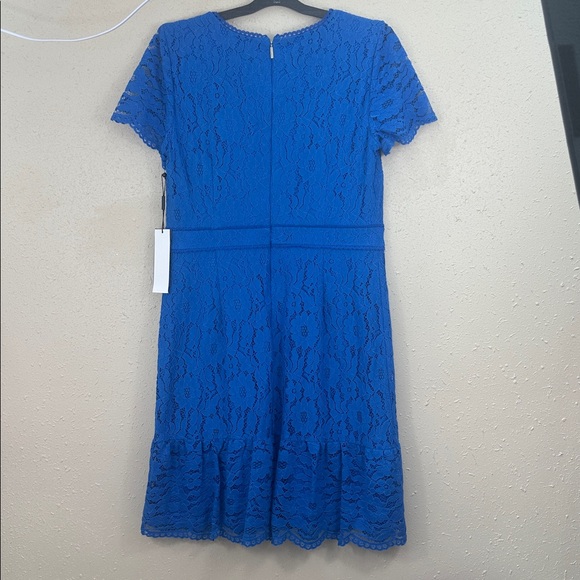 Karl Lagerfeld Paris Blue Lace Sheath Dress V-Neck Flounce Hem NWT $168 Size 12 - Picture 7 of 13